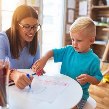 Educazione per l'infanzia e attività intergenerazionali